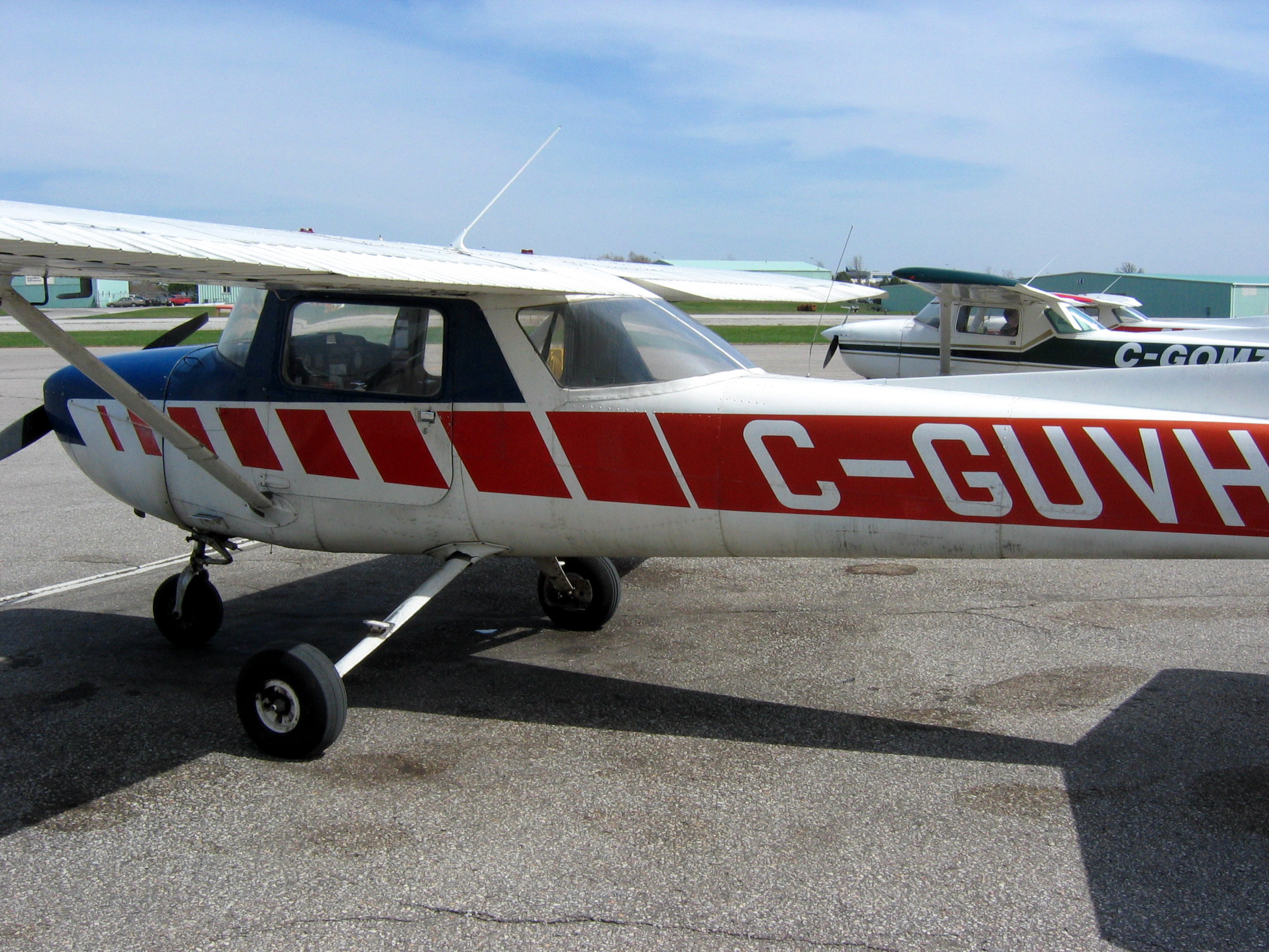 FLying over Toronto April 20 2004 24.jpg